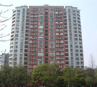 莱茵春天3室2厅2卫东南朝向4000.00元/月出租