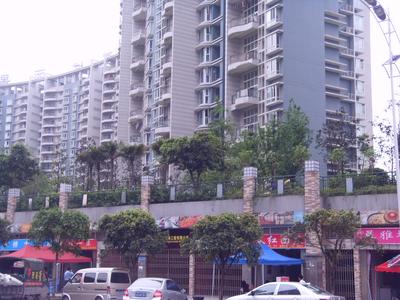 重庆华宇西城丽景a区怎么样 环境好,户型很不错?