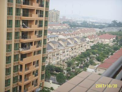 新源雅居3室2厅2卫南朝向2700.00元/月出租