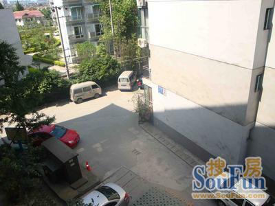 云湖阳光1室1厅1卫南朝向2200.00元/月出租