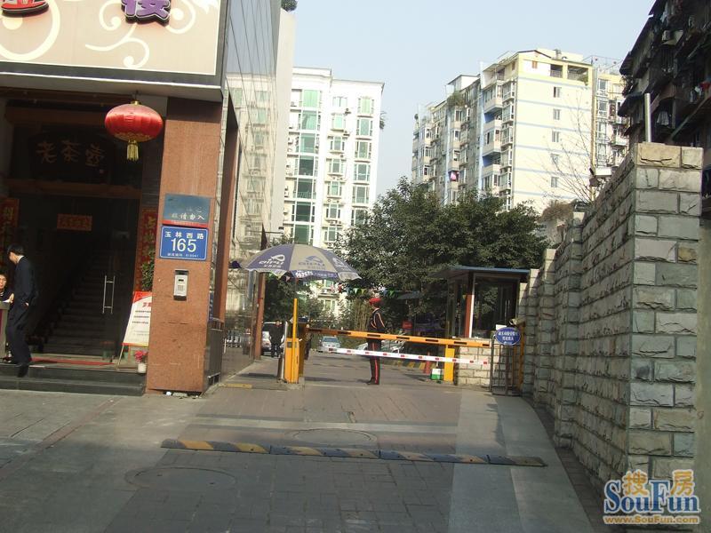 梧桐世家二期1室1厅1卫北朝向1950.00元/月出租