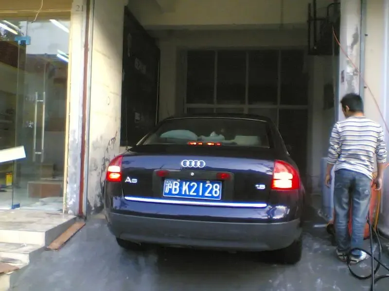 ����鿴��һ��: ������..