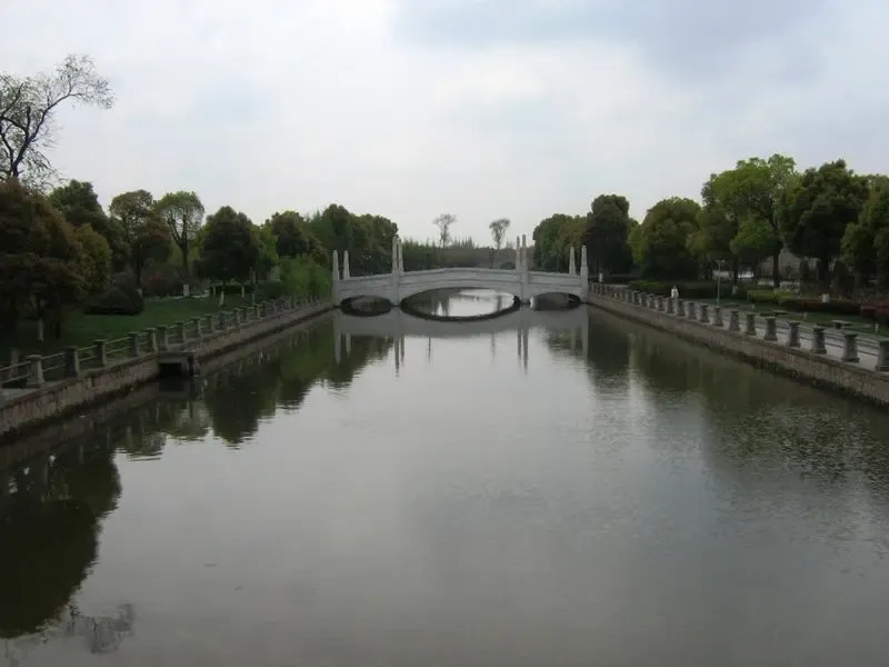 ����鿴��һ��: ��Ƭ 090