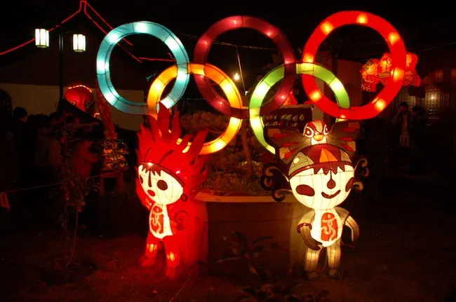 ����鿴��һ��: ���ܸ���İ��˽����һ��