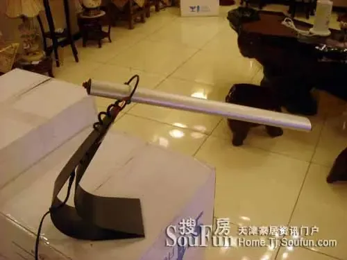 点击查看下一张: 中国红-脚凳