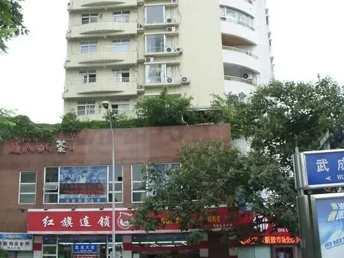 莱茵春天1室1厅1卫西南朝向1900.00元/月出租