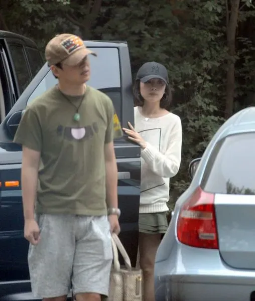潘粤明离婚条件图片