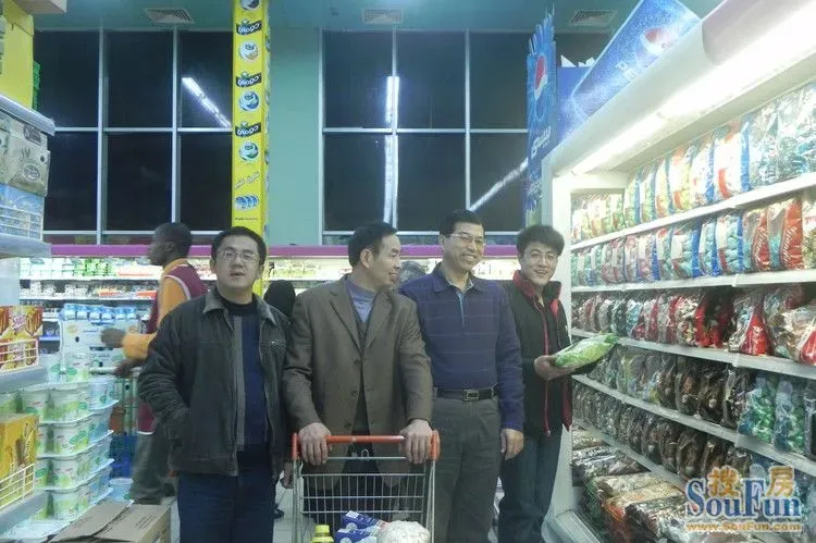 颈椎神经支配分布图_人居可支配收入(3)