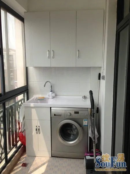 阳台洗衣机柜效果图_阳台洗衣机效果图