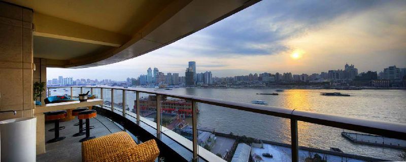 据说姚明在上半年也花费五千万购置上海北外滩绝版顶级江景豪宅!