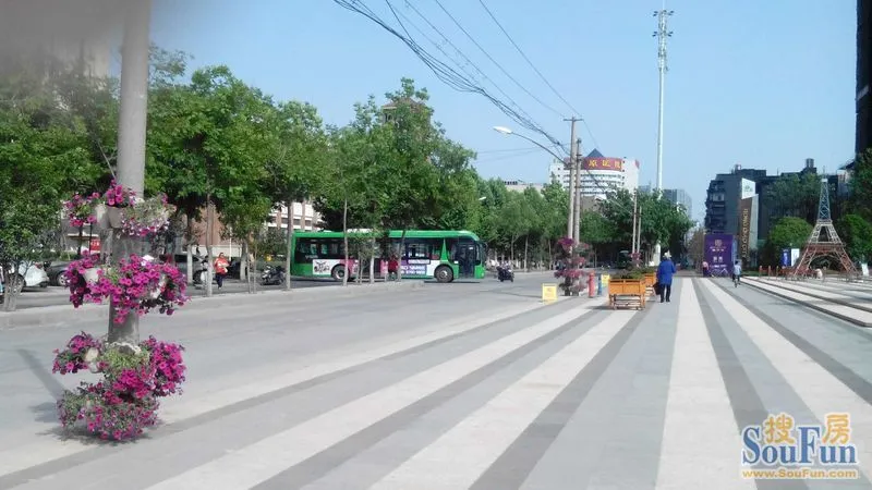 铁机路余家头一路随拍~~~道路还是太拥挤了!