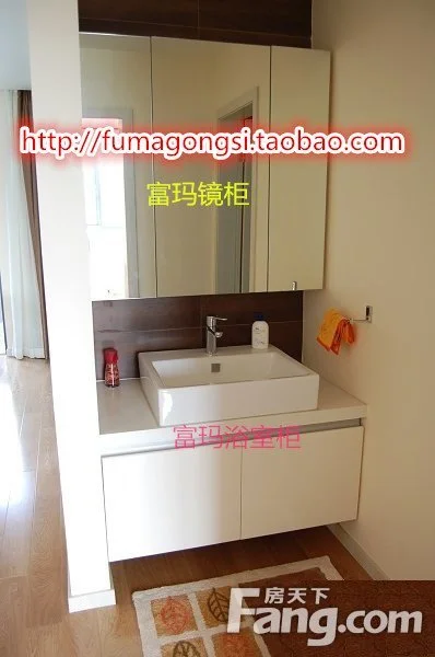 浴室柜的门板定做还是自己做?