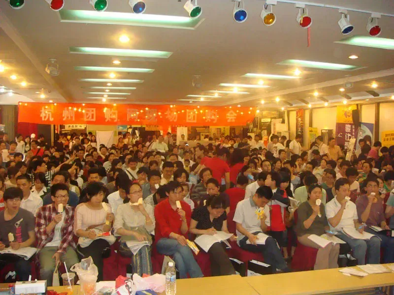 ����鿴��һ��: 1199962538015512344440