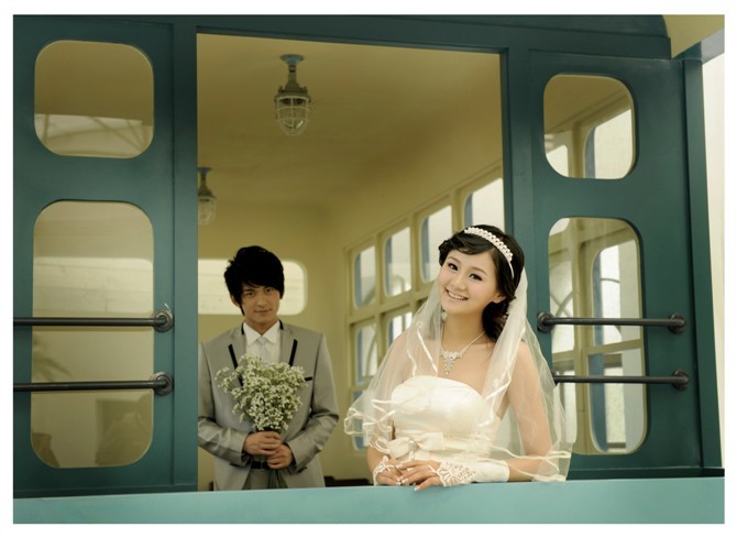 韩式婚纱造型图片